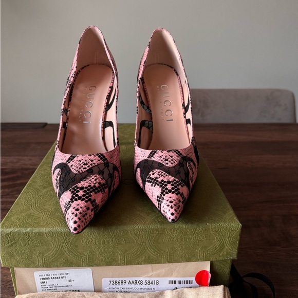 Gucci Anita Python-Embossed Stiletto Pumps - Picture 2 of 8